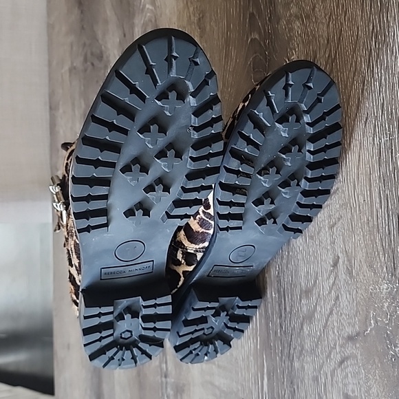 NEW! REBECCA MINKOFF Jaiden Cowhide  Animal Print Combat Boots Size 10 - Picture 10 of 12